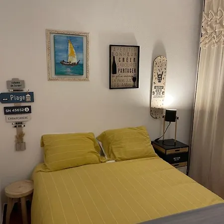 Lovely 2 Bedroom With A Pool In Front Of The *